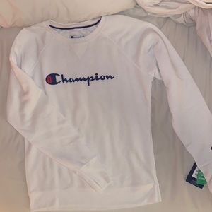 CHAMPION PULLOVER *NEW WITH TAGS*